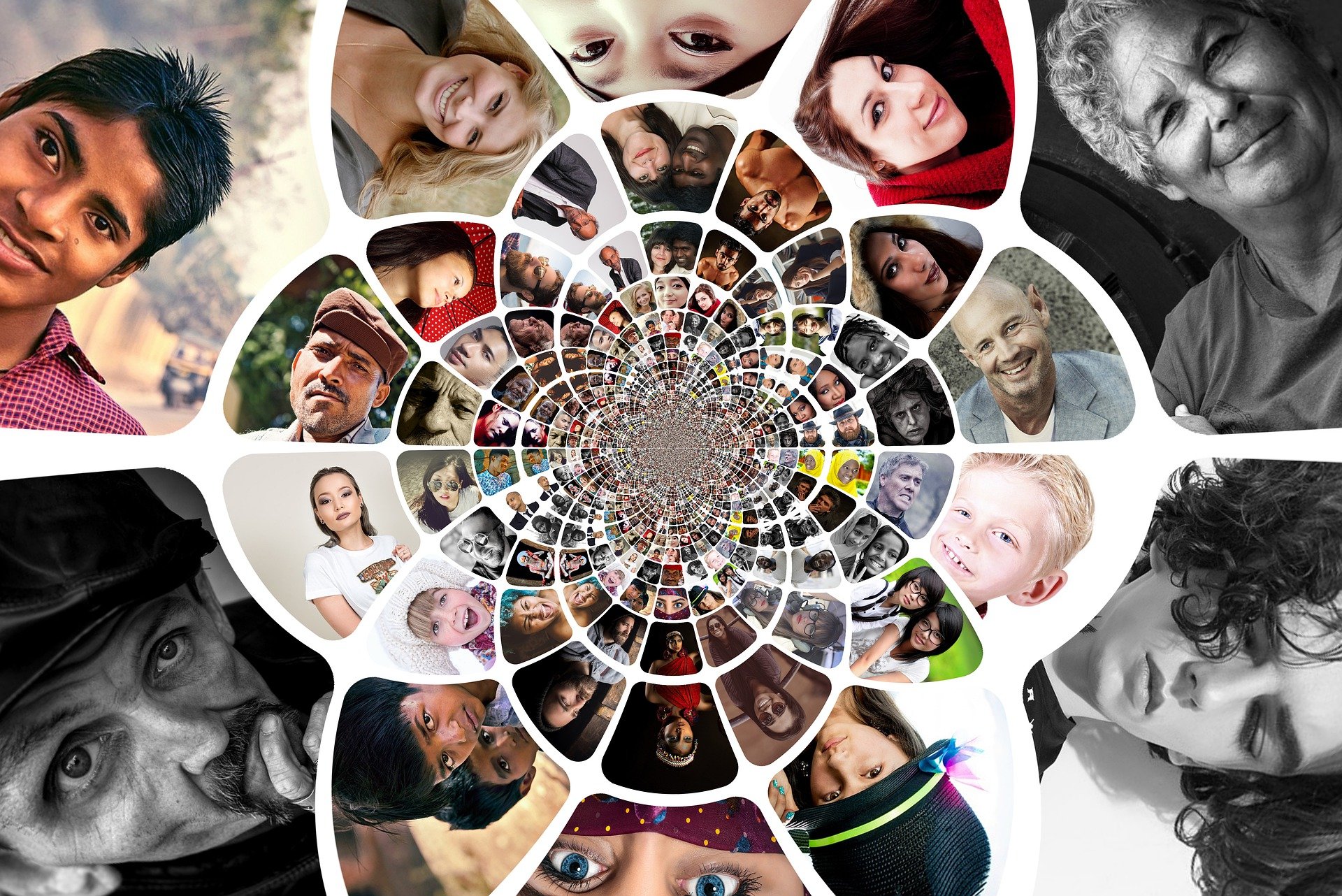 In einem Kaleidoskop sieht man viele Bilder von Menschen.