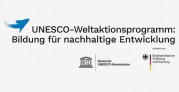 Das Bild zeigt das Logo des UNESCO-Weltaktionsprogrammes: Bildung für nachhaltige Entwicklung.
