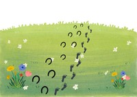 Das Bild zeigt einen gemalten Hügel mit Gras und Blumen auf dem die Hufspuren eines Pferdes und die eines Menschen nebeneinander Richtung Horizont laufen.